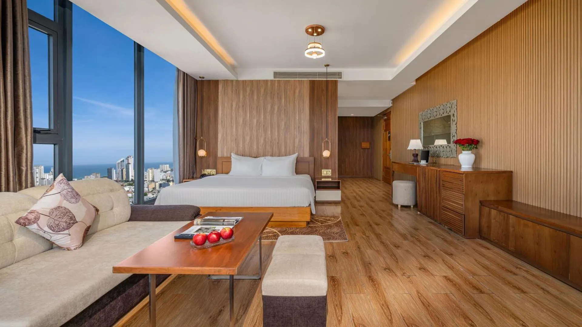 Nhu Minh Plaza Danang Hotel 4*, Da Nang